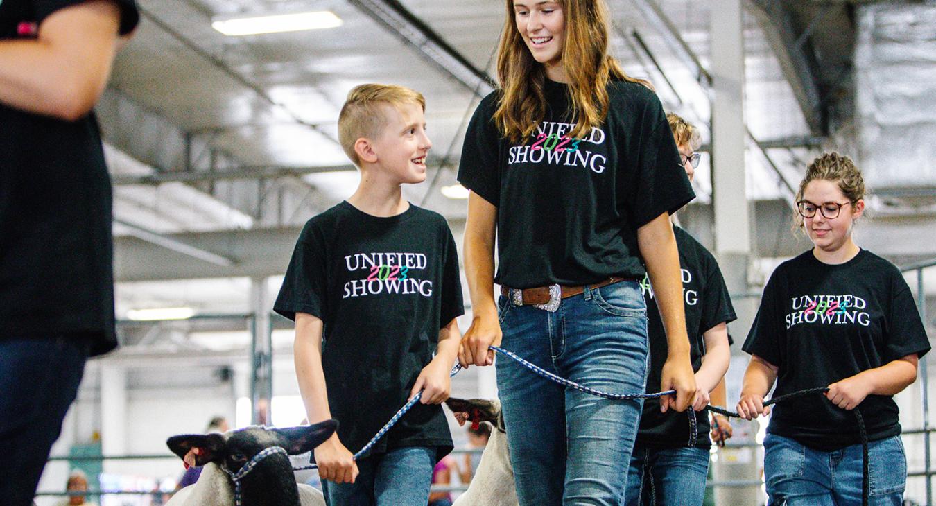 Unified showing 4-H club