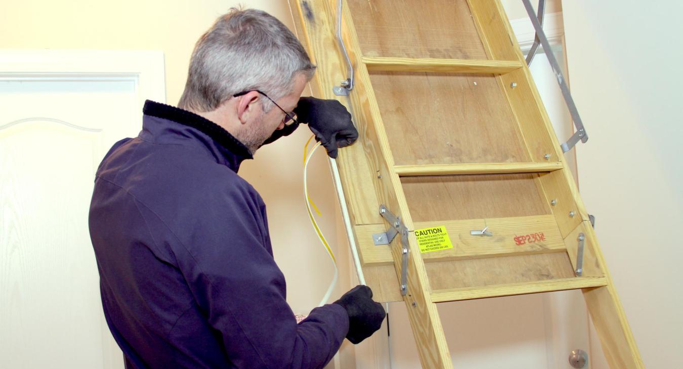 attic hatch insulation