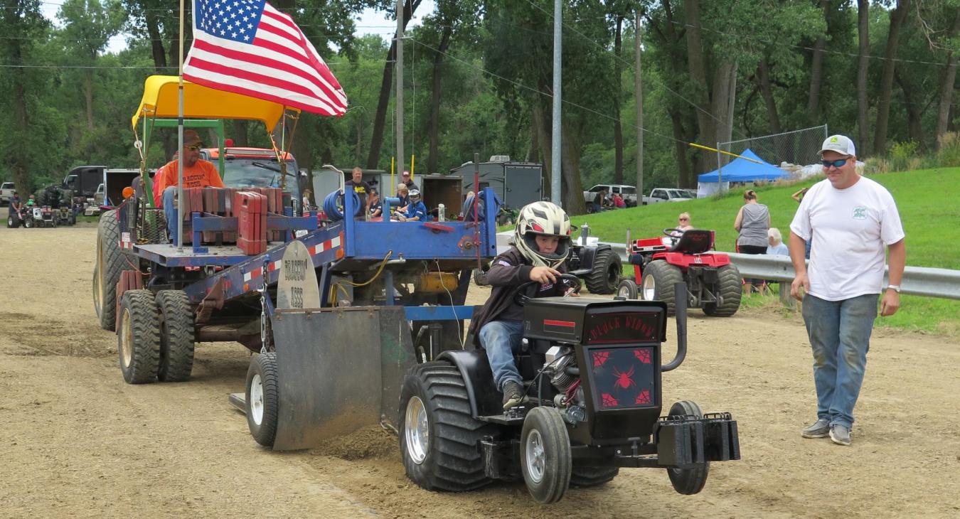 garden tractor pulling